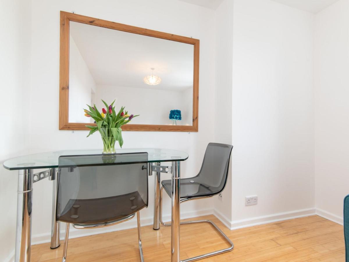 Pass The Keys Bright Modern One Bed Apartment - Bath City Centre Экстерьер фото
