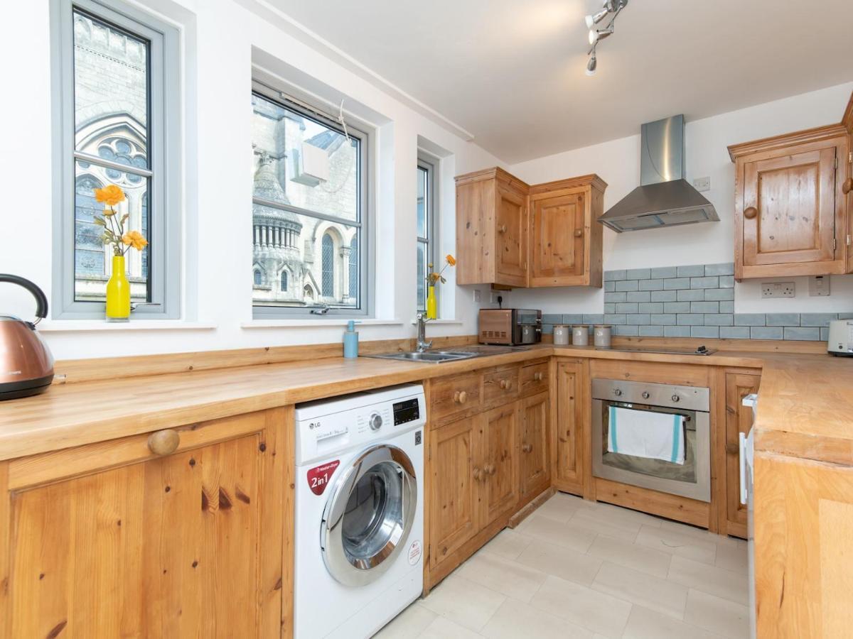 Pass The Keys Bright Modern One Bed Apartment - Bath City Centre Экстерьер фото