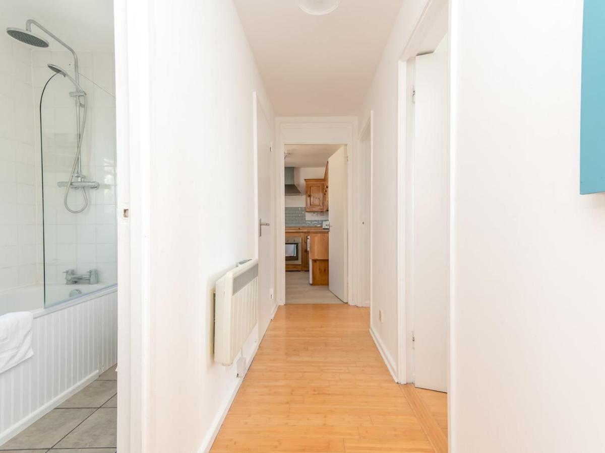 Pass The Keys Bright Modern One Bed Apartment - Bath City Centre Экстерьер фото