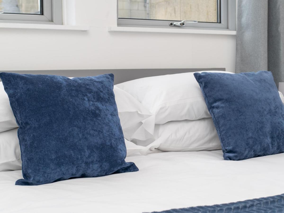Pass The Keys Bright Modern One Bed Apartment - Bath City Centre Экстерьер фото